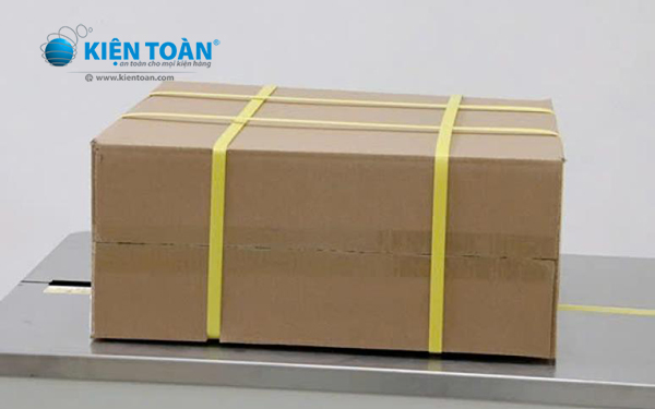 dây đai hàng hóa siết chặt pallet giúp cố định kiện hàng